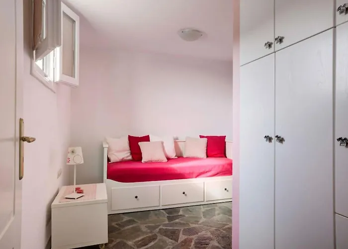 Ballos For 4 In Exomvourgo